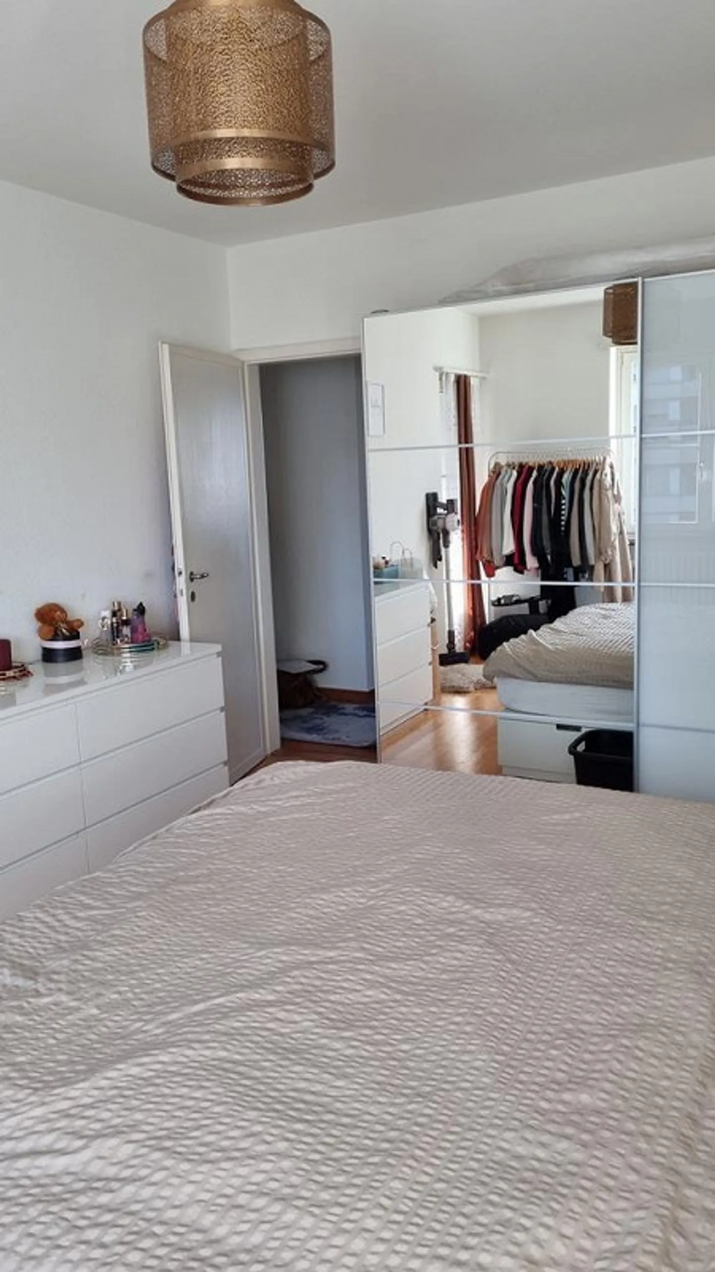 Charming 2-room apartment with balcony - Photo 11 of 12