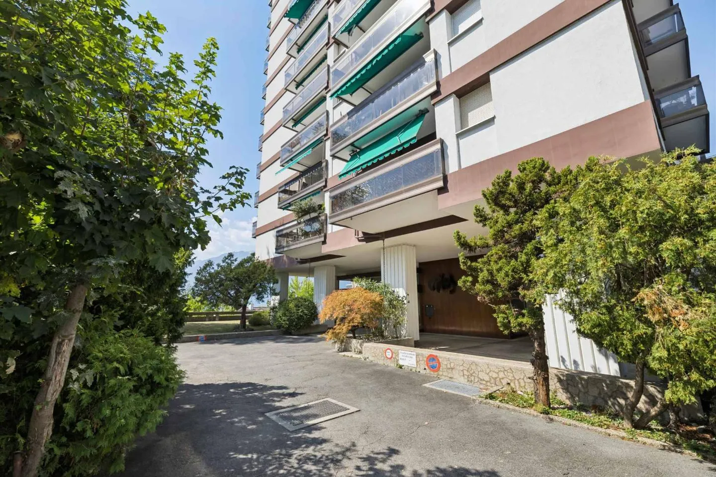 SCHÖNE WOHNUNG IN DER NÄHE ALLER ANNEHMLICHKEITEN. - Foto 12 von 12
