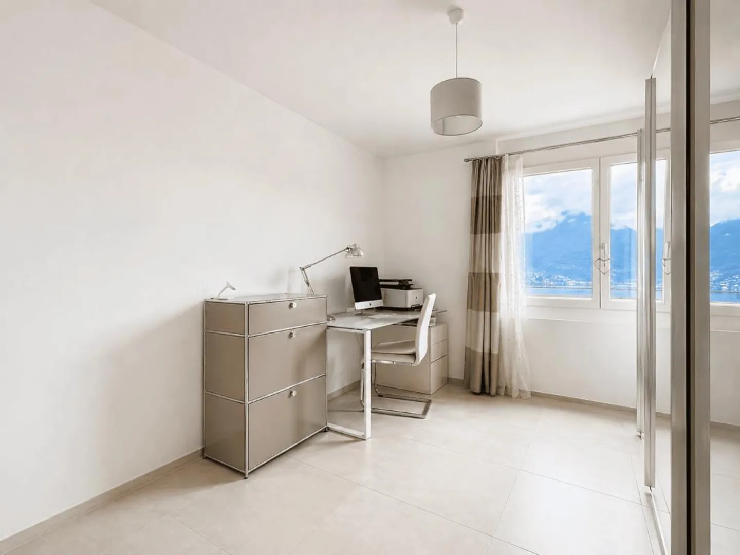 Gordola - Elegante appartamento 3.5 locali con vista lago - Foto 8 di 10