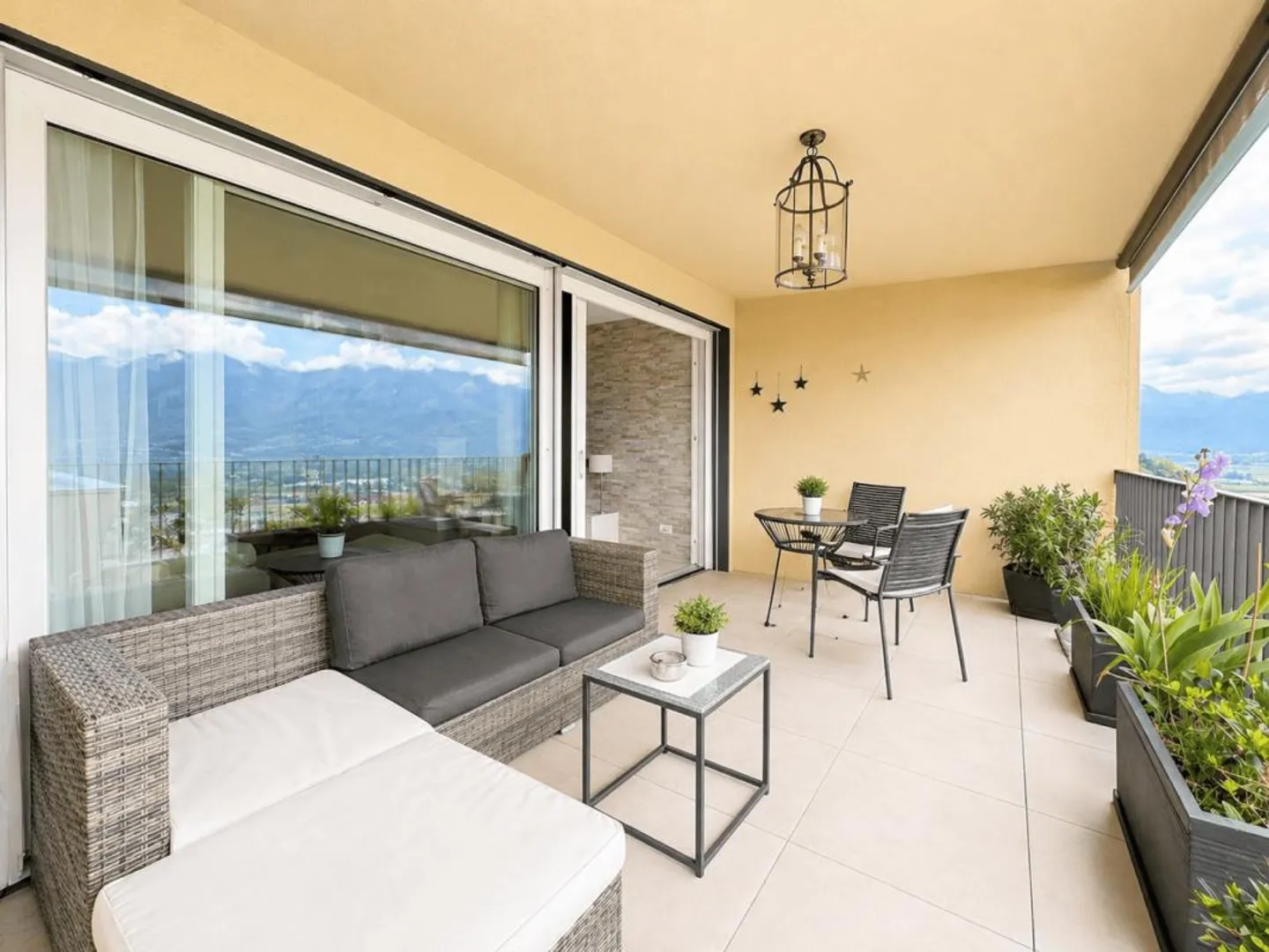 Gordola - Elegante appartamento 3.5 locali con vista lago - Foto 10 di 10
