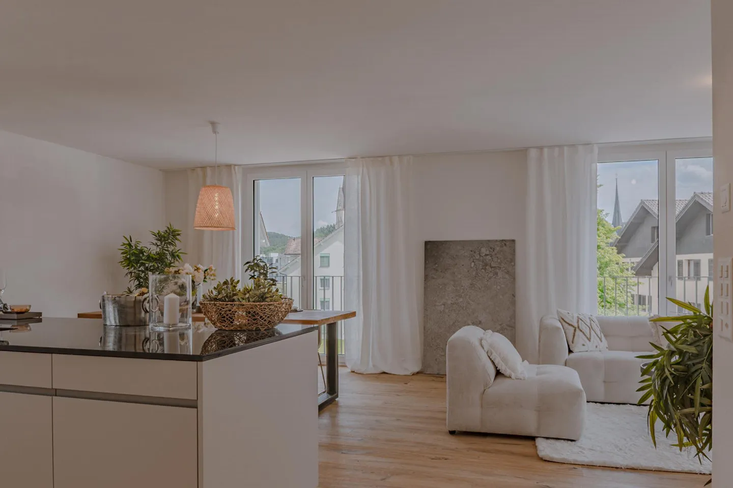 Appartamento con giardino spazioso in una posizione attraente - Foto 2 di 7