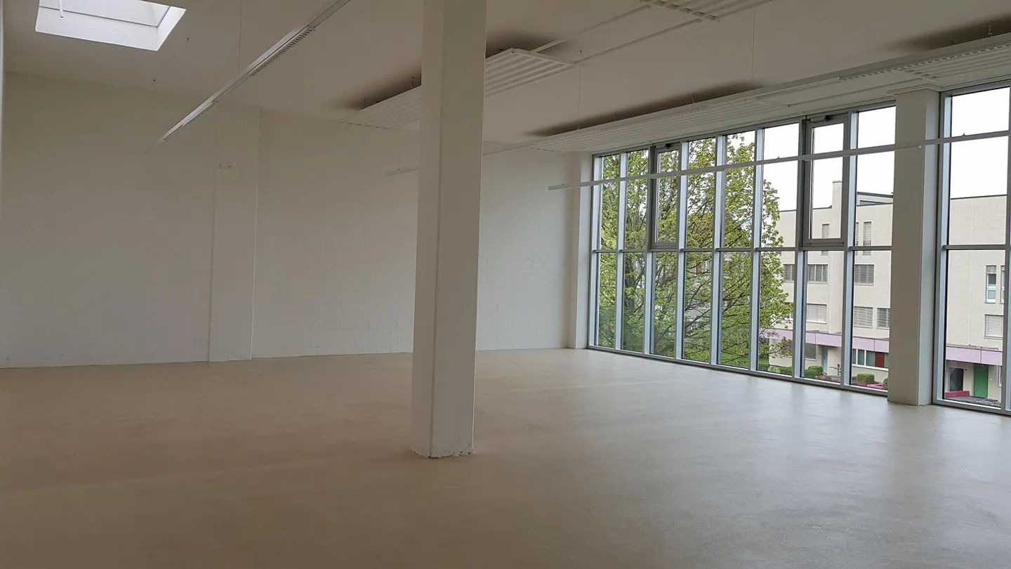 Bureau/ local commercial 1er étage bâtiment M 139m2 - Photo 4 sur 6