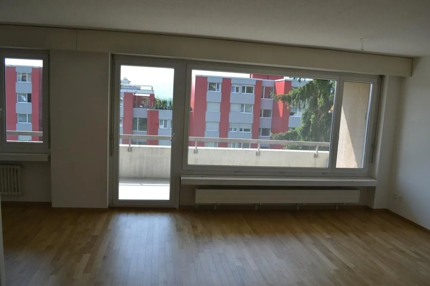 Appartement 3.5 pièces dans un emplacement idyllique au cœur de Geroldswil - Photo 8 sur 9