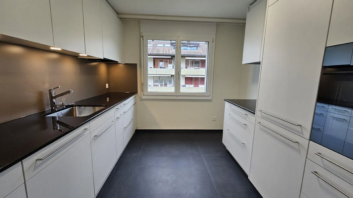Neu Renovierte Wohnung - Foto 2 von 9
