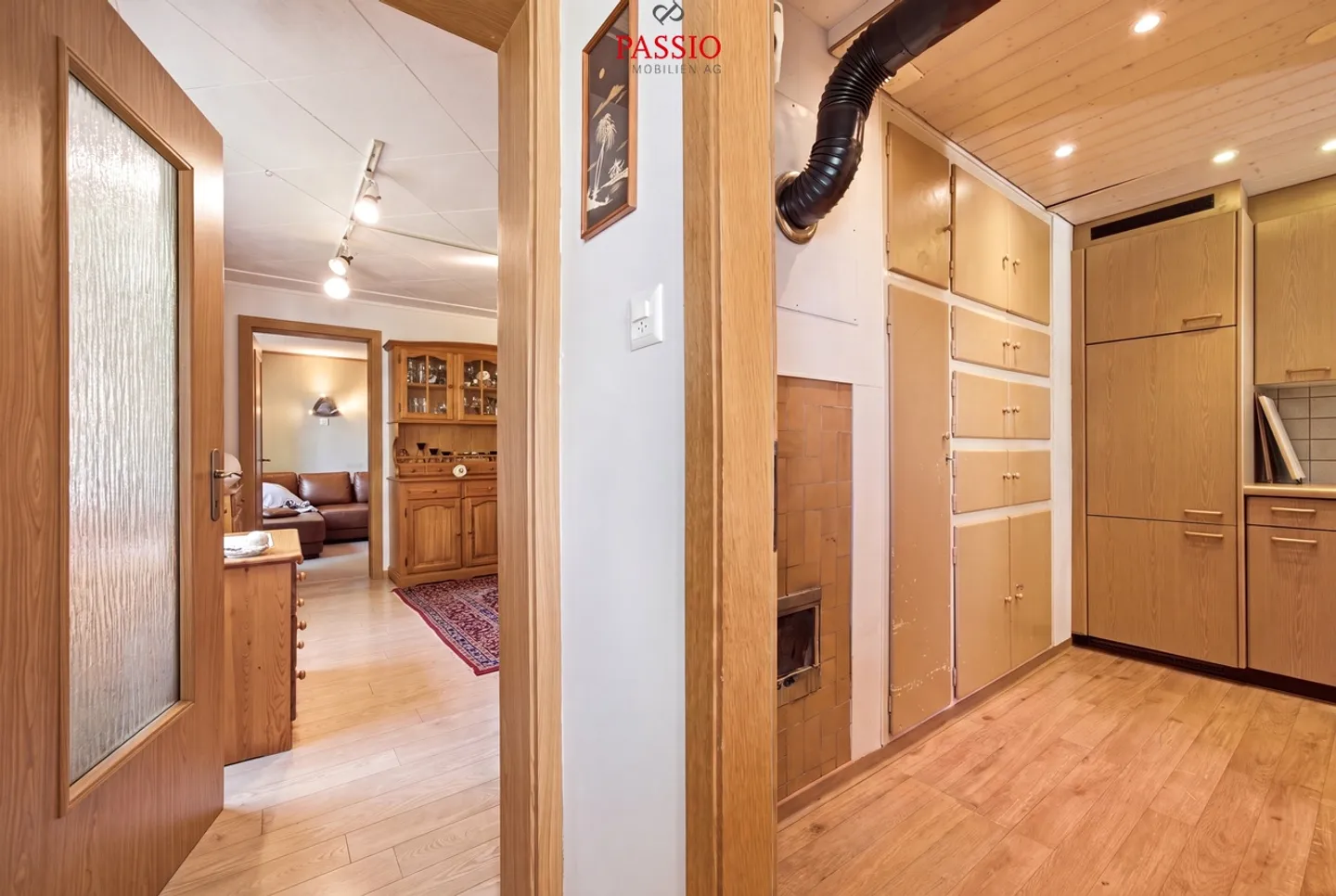 Charming Duplex Home with Garden - Photo 7 of 30