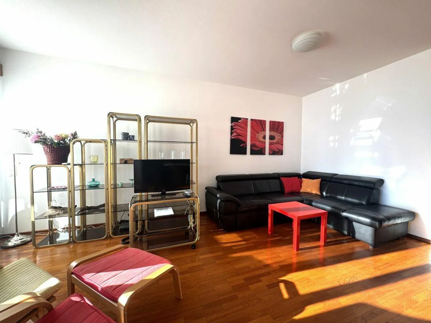 Beautiful 3.5-room apartment with lake view - Photo 2 of 5
