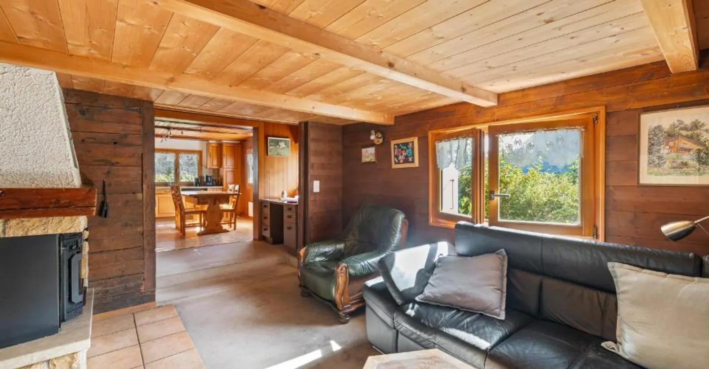 Dorfhaus mit Garten, Le Bioley - Foto 3 von 10