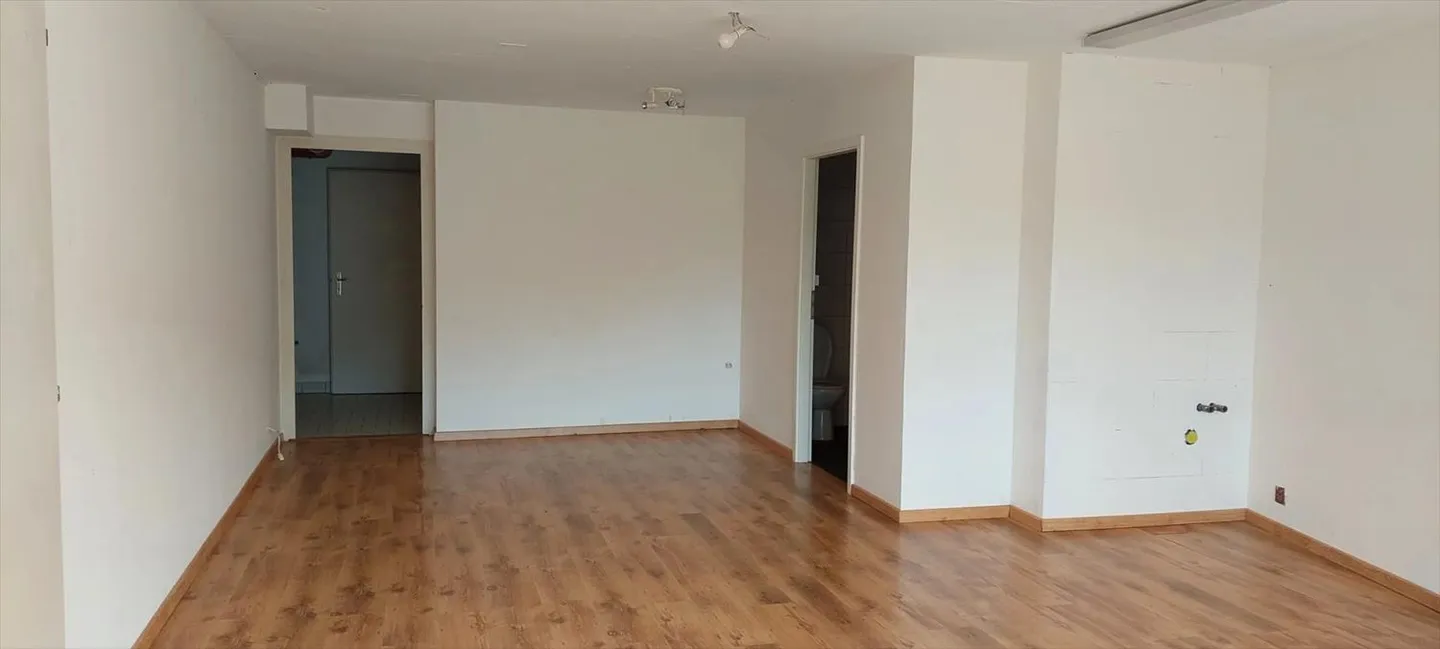6-room triplex villa with terrace and garden - Photo 8 of 13