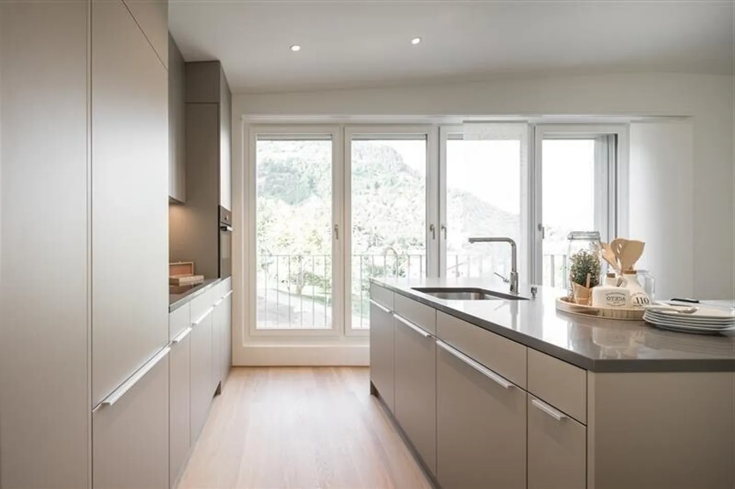 Modern 3.5 room apartment in Tomils for rent! - Photo 4 of 10