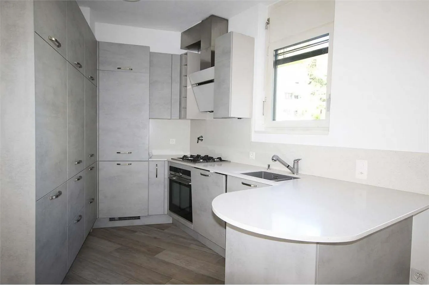 Lugano: renovated 3.5-room apartment with terrace - Photo 6 of 13