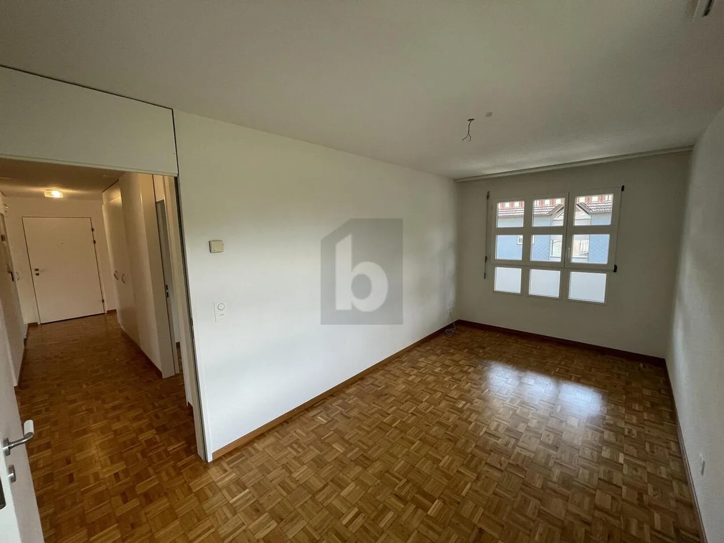 FAMILIENFREUNDLICH MIT GROSSEM BALKON - Foto 4 von 6