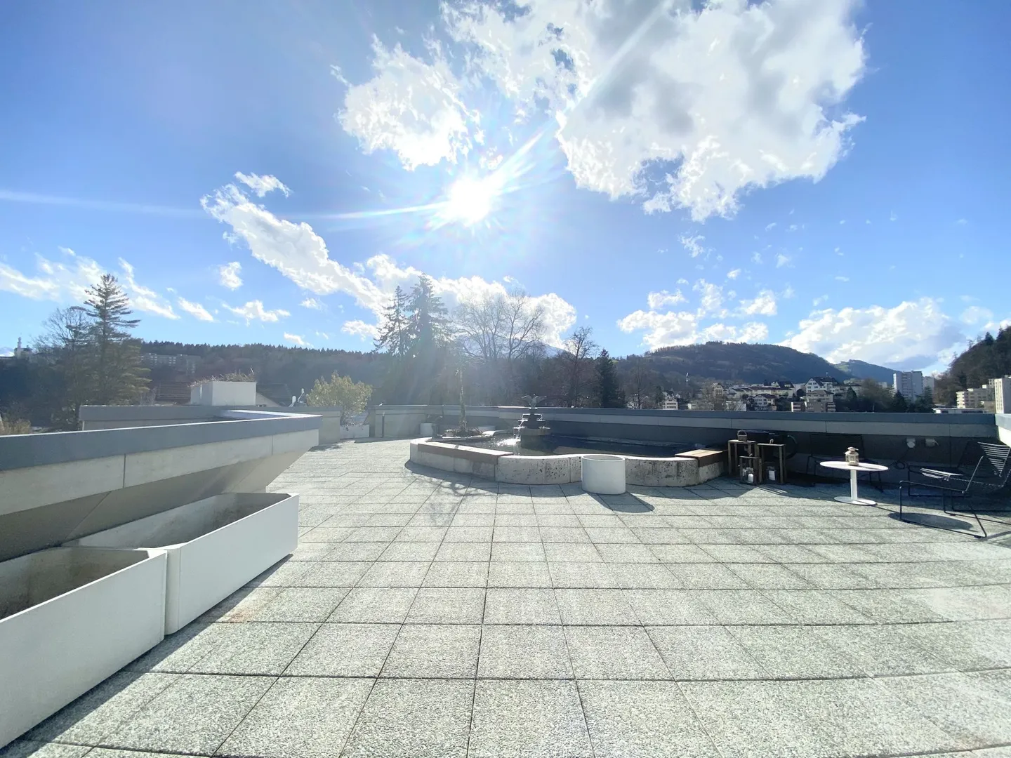 Appartamento attico esclusivo e spazioso con terrazza da sogno e ottima esposizione solare - Foto 10 di 14