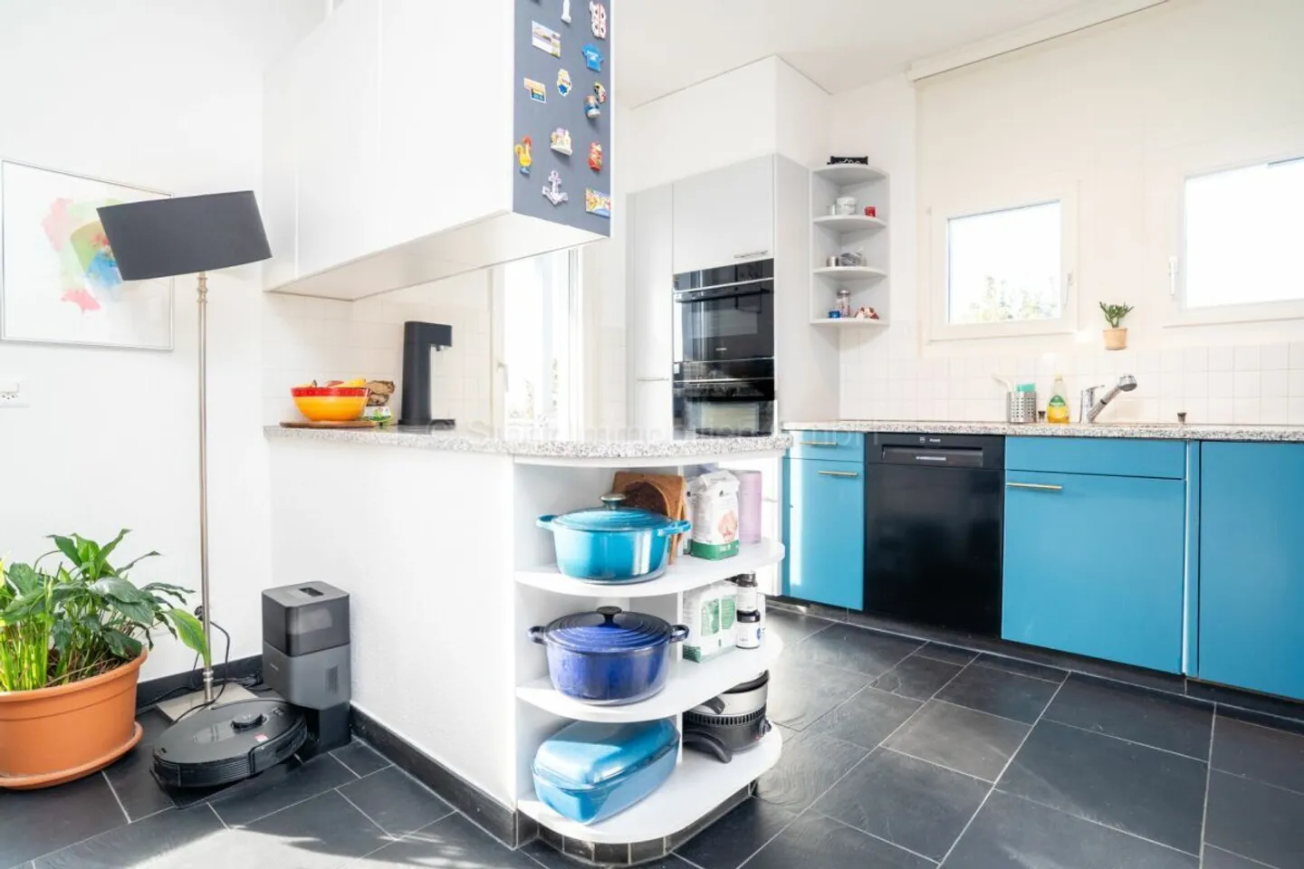 Stylish 6.5-room maisonette apartment with studio in a great location - Photo 5 of 21