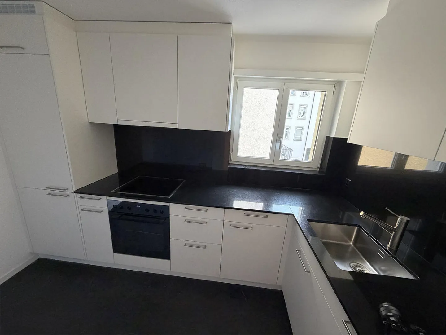 3-room apartment, newly renovated - Photo 2 of 21