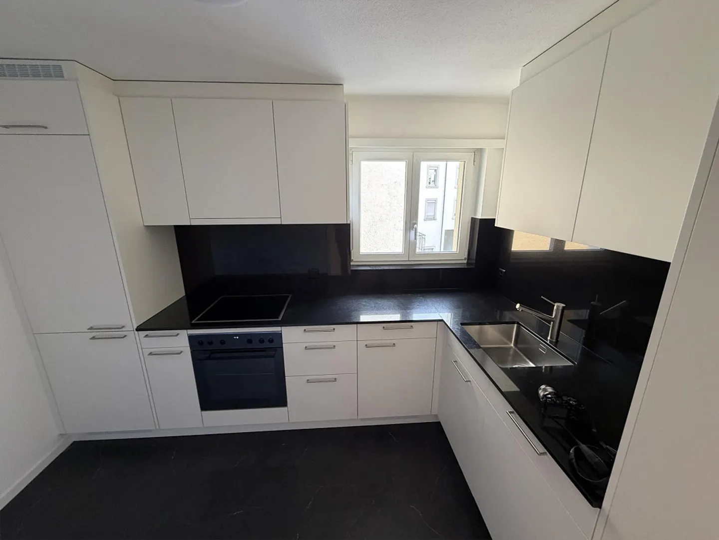 3-room apartment, newly renovated - Photo 3 of 21