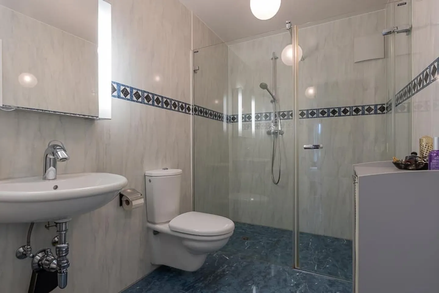 Bursinel - appartamento di 3,5 locali con vista panoramica sul lago e le Alpi - Foto 7 di 10