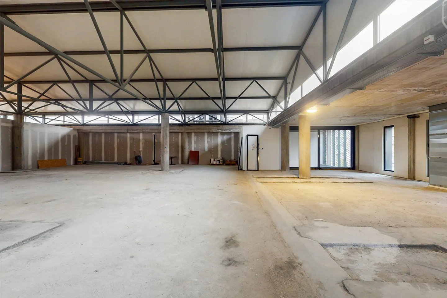 Ampio Spazio Commerciale a Bioggio - Foto 5 di 7