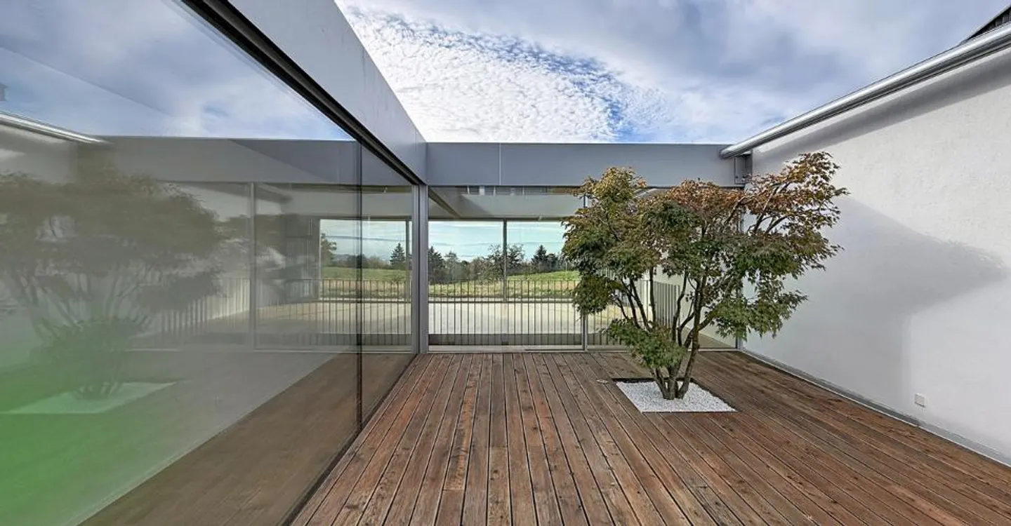 EXKLUSIV I Zeitgenössische Duplexvilla mit Seeblick - Foto 3 von 13