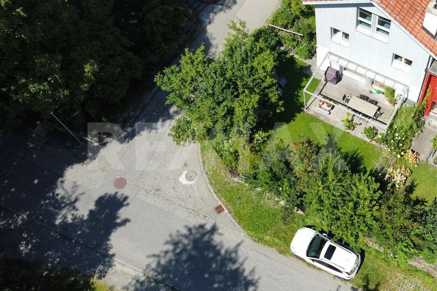 Einfamilienhaus am Waldrand und doch zentral. - Foto 11 von 13