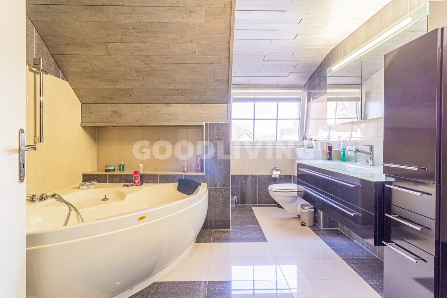 Grosszügiges Wohnen mit Garten - Photo 7 of 7