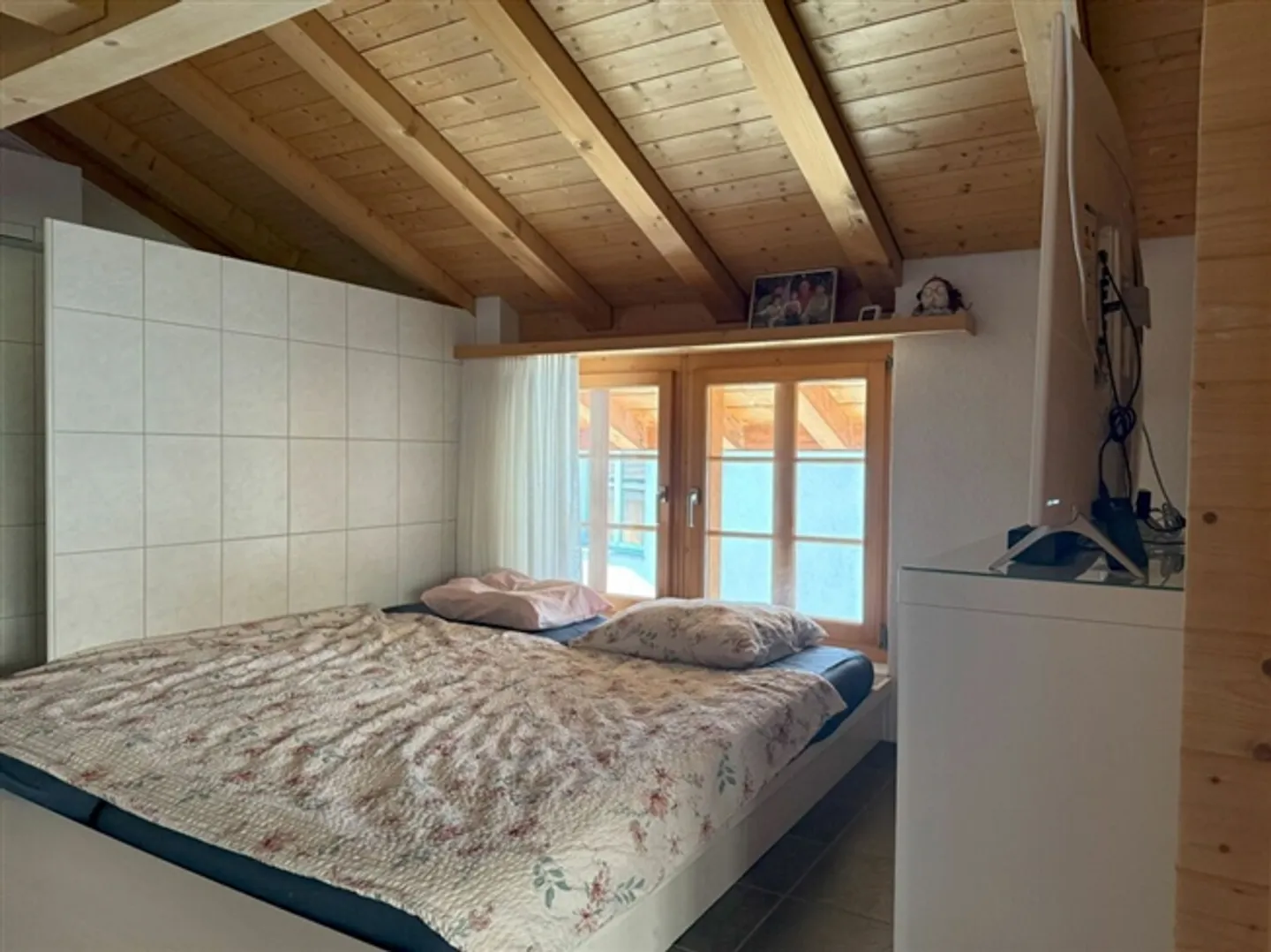 Residential and commercial building in a central location - Photo 19 of 20