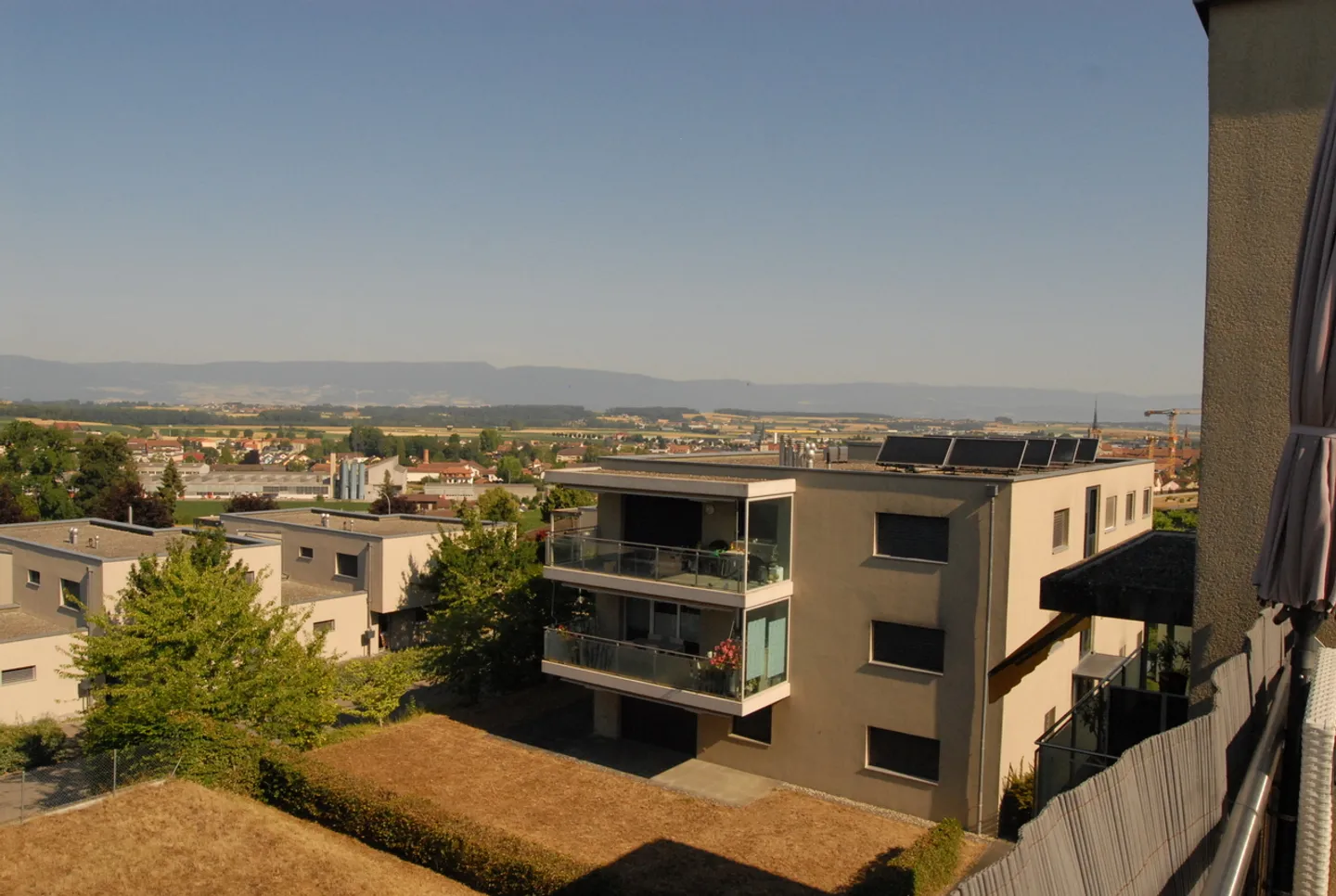 For sale in Payerne, magnificent penthouse of 7 rooms of 194 m2 with 2 terraces - Photo 6 of 32