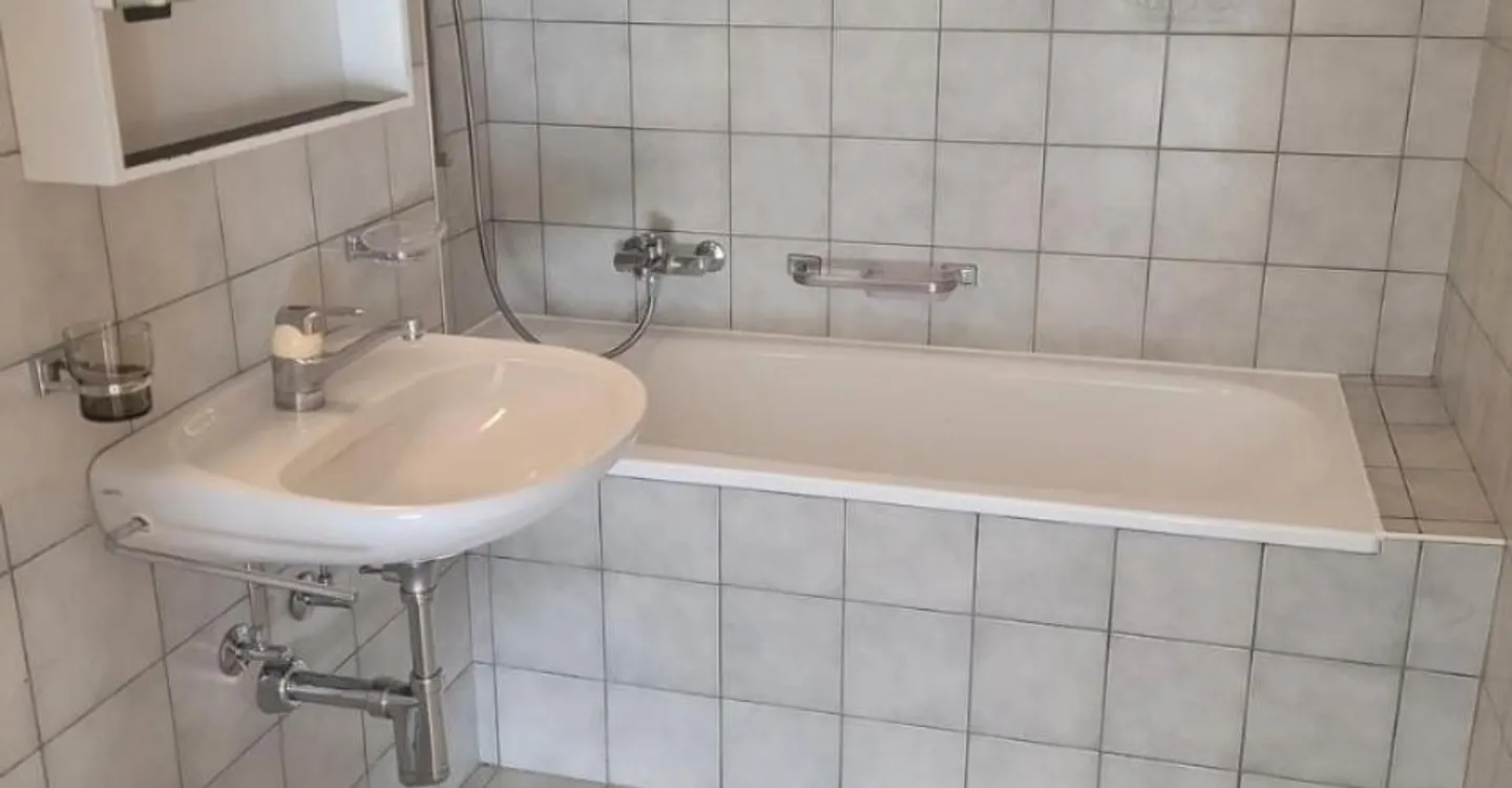 2.5-room apartment of 52 m2 with terrace - Photo 5 of 10