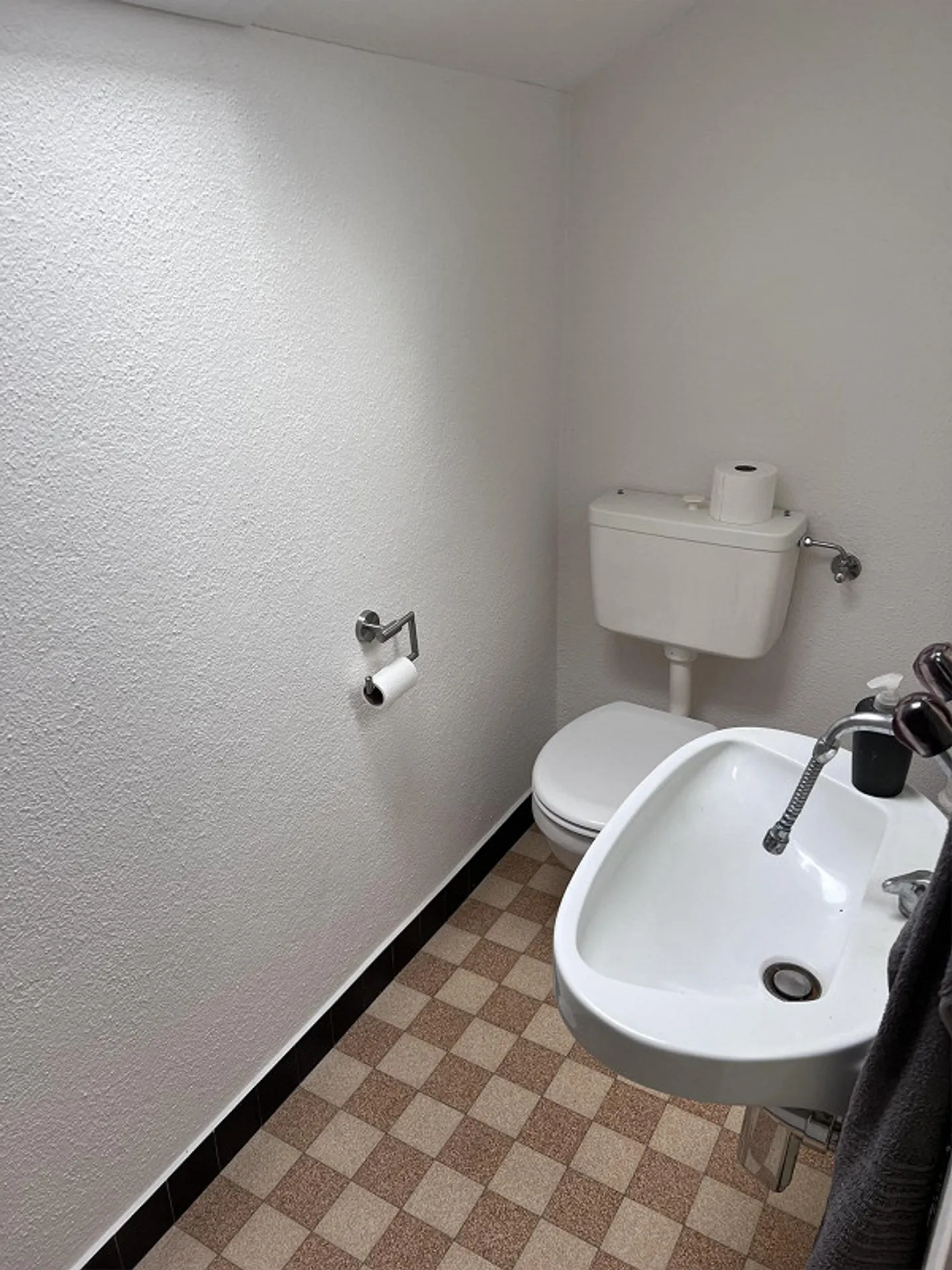 Cercasi nuovo inquilino per appartamento di 3 stanze - Foto 2 di 7