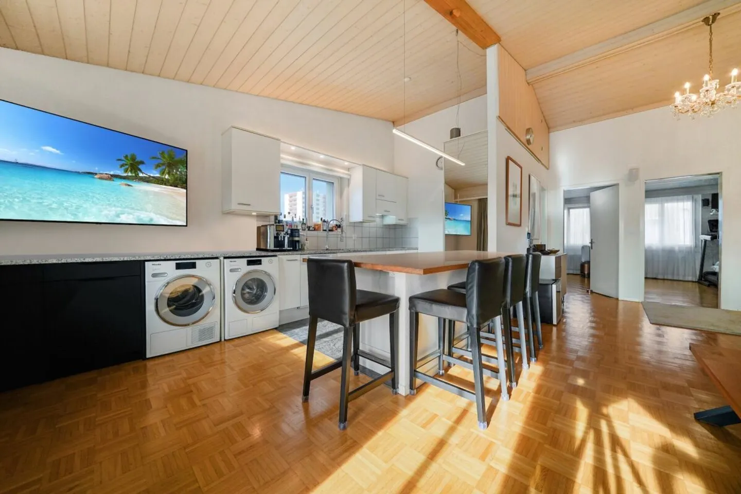 Schöne 4.5 Zimmer Dachwohnung an zentraler, ruhiger Lage - Foto 5 von 13