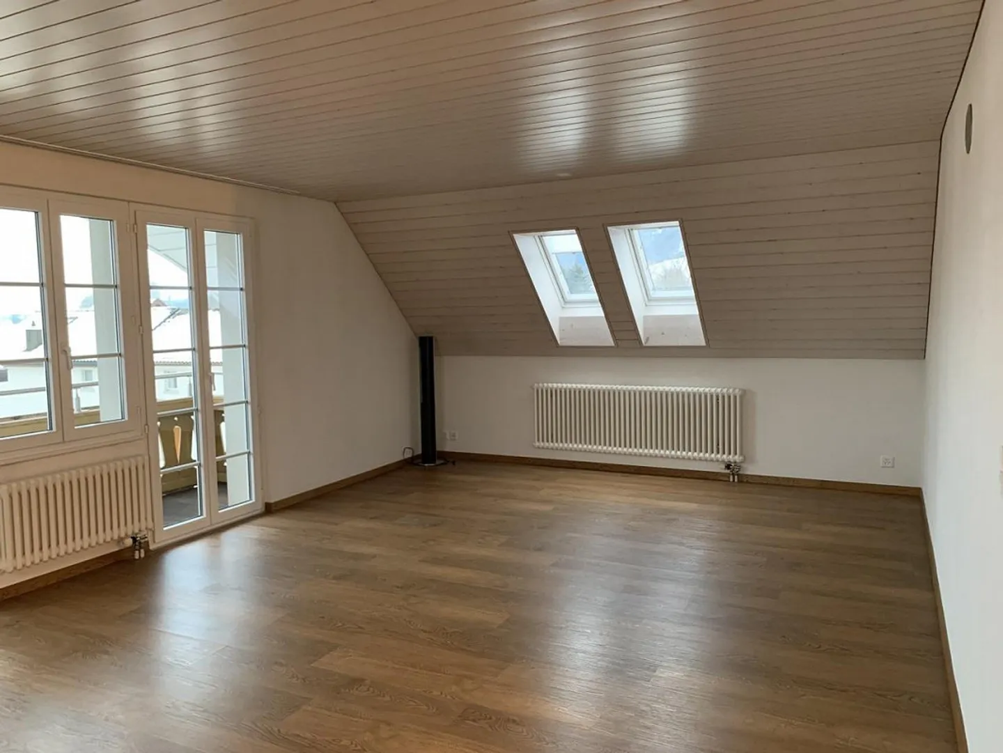 Bright and cozy 3.5-room attic apartment in a quiet location - Photo 5 of 11