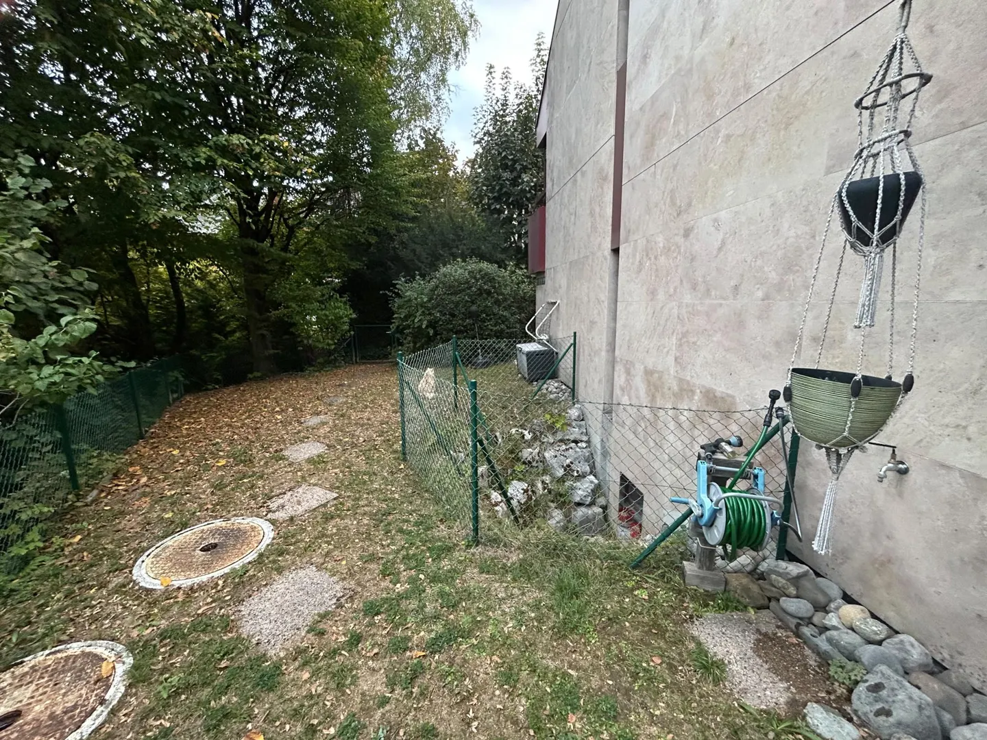 Maison mitoyenne avec jardin - Photo 11 sur 12