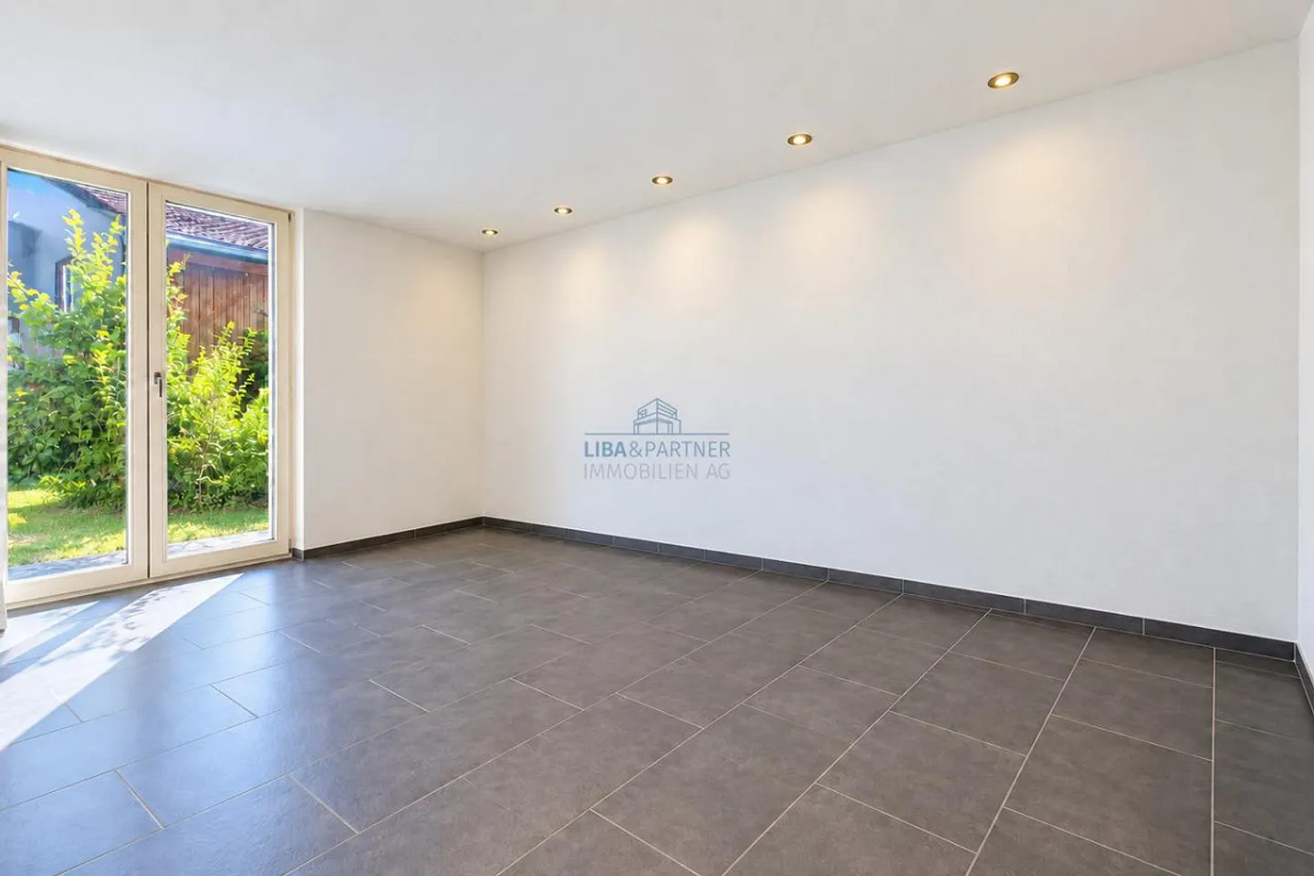 Maison individuelle spacieuse avec appartement séparé - Photo 13 sur 20