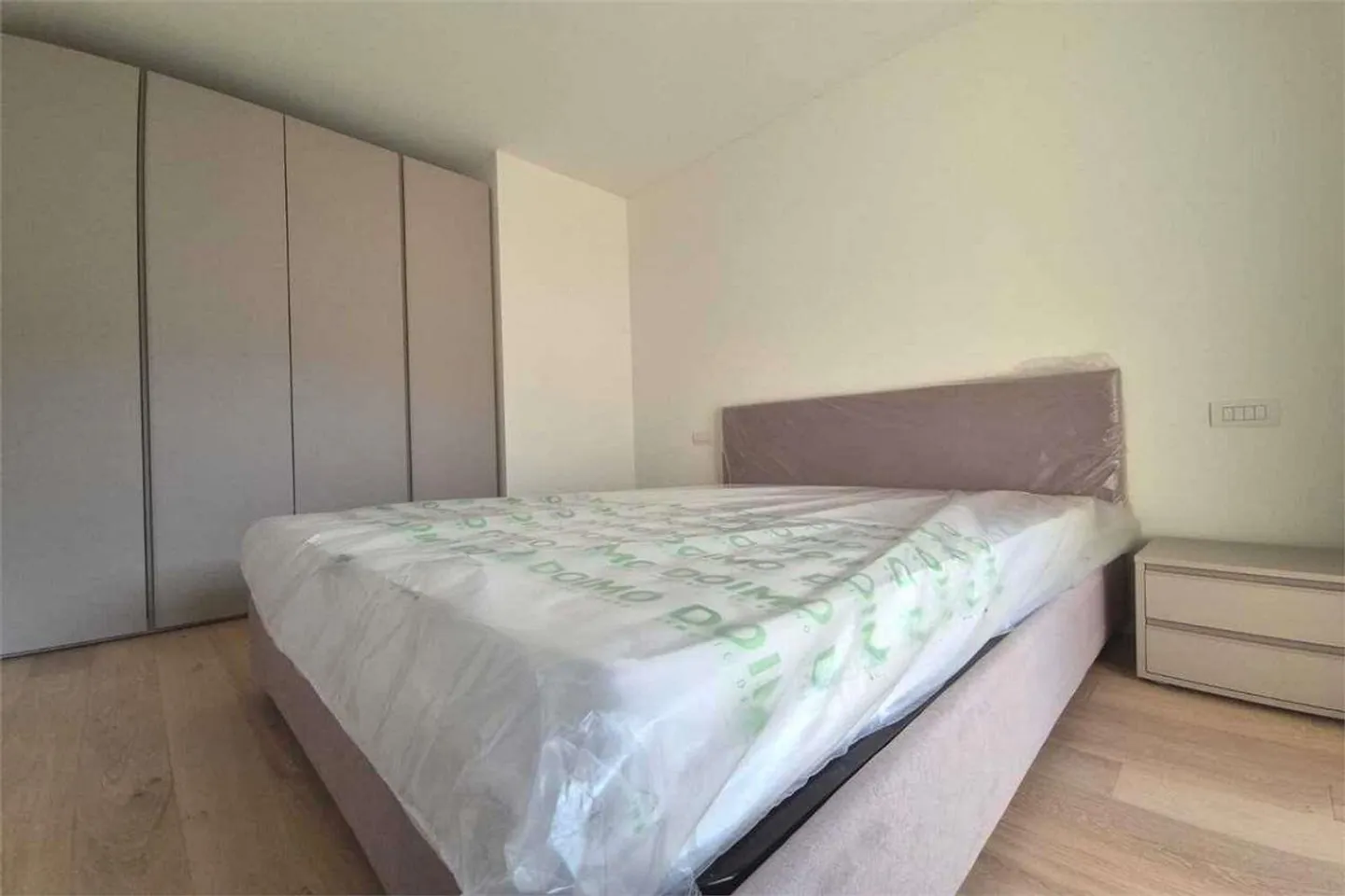 Chiasso 2.5 Zimmer Neu in einer Prestige-Residenz - Foto 5 von 7
