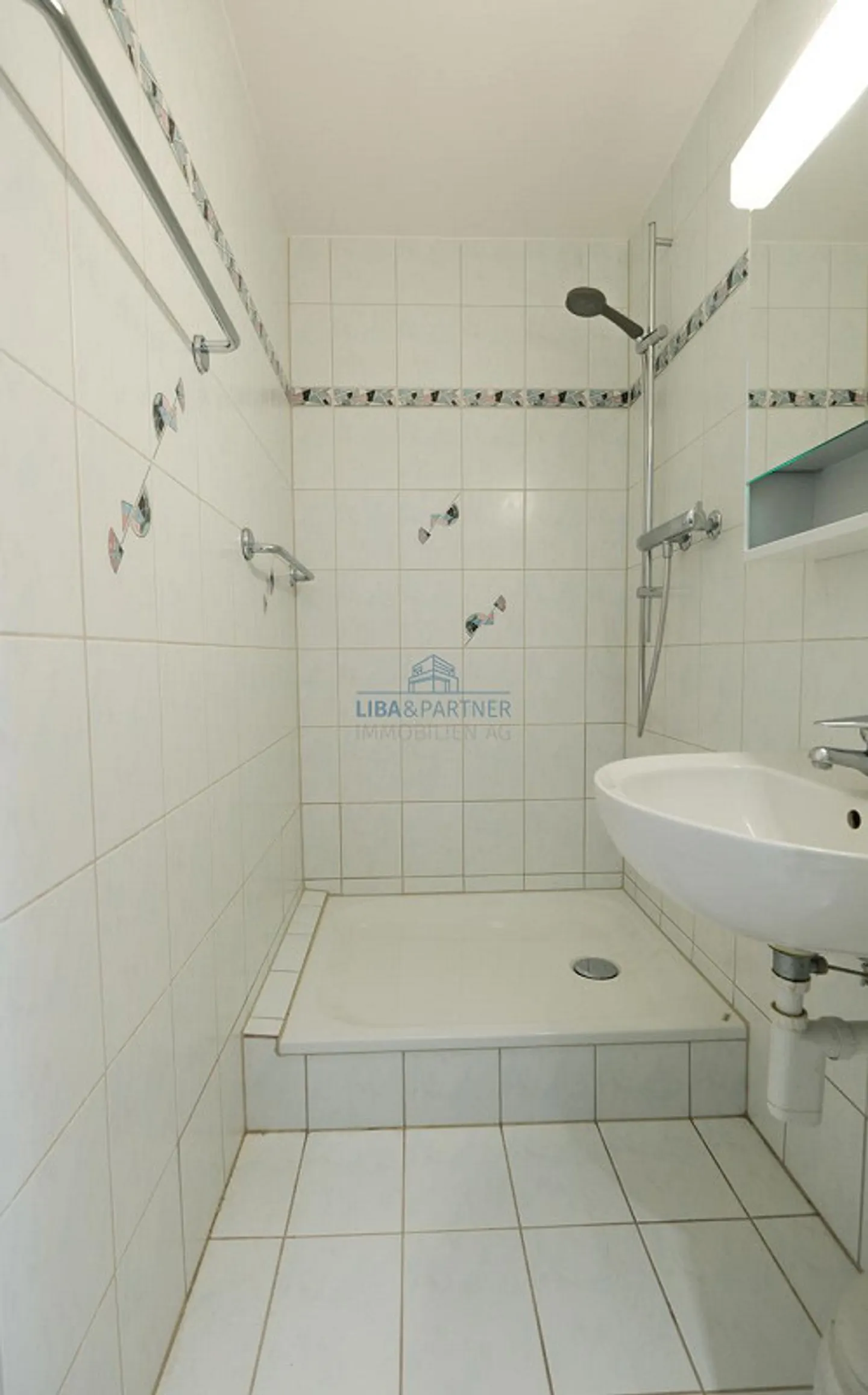 Maison individuelle spacieuse avec appartement séparé - Photo 16 sur 20