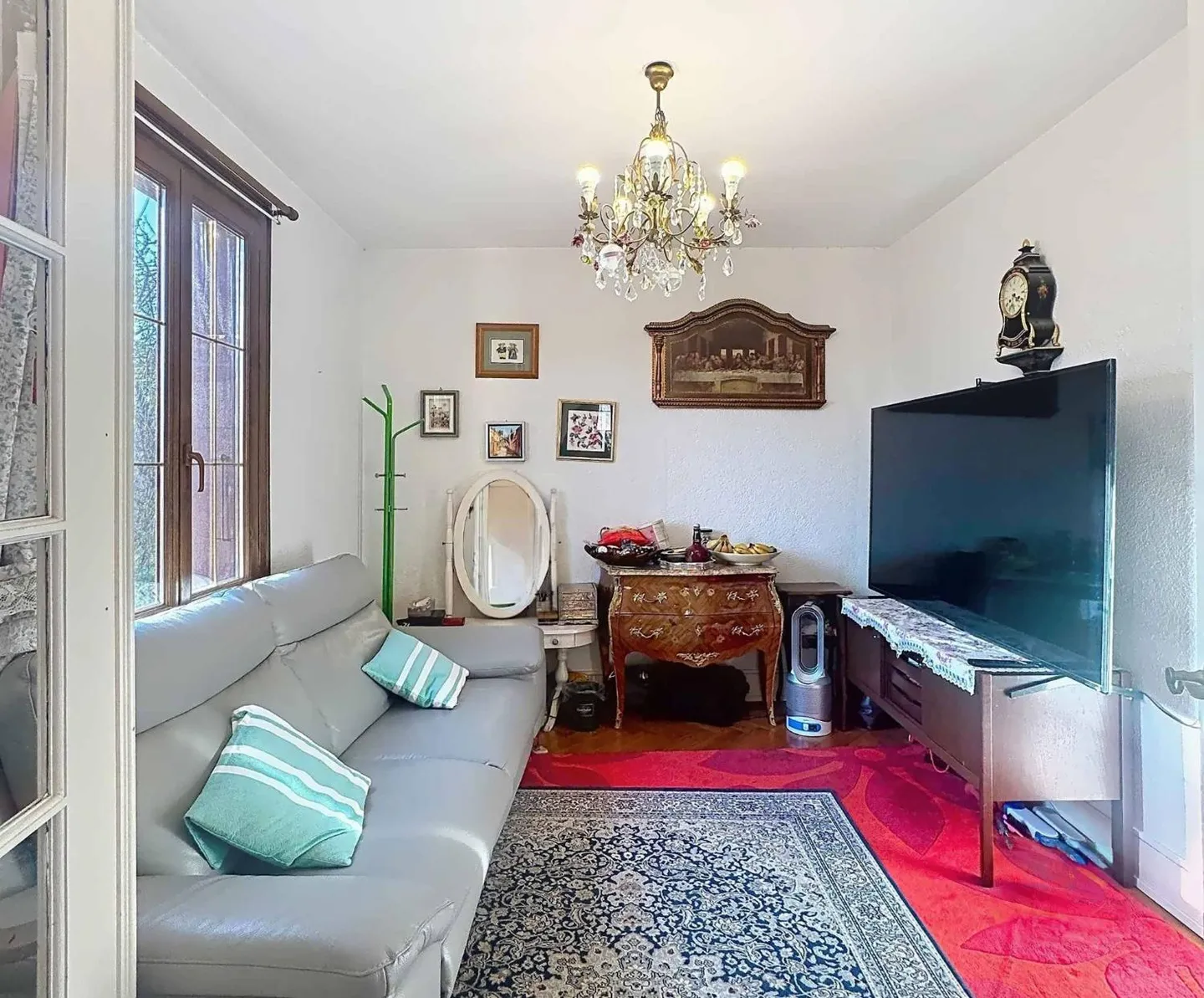 Charmante Villa mit Pool - Foto 2 von 13