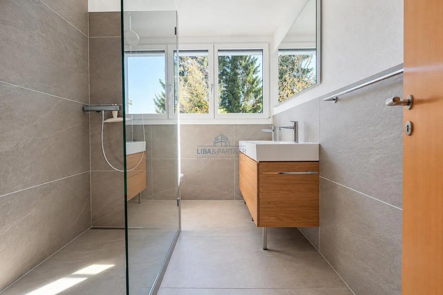 Maison individuelle spacieuse avec appartement séparé - Photo 7 sur 20