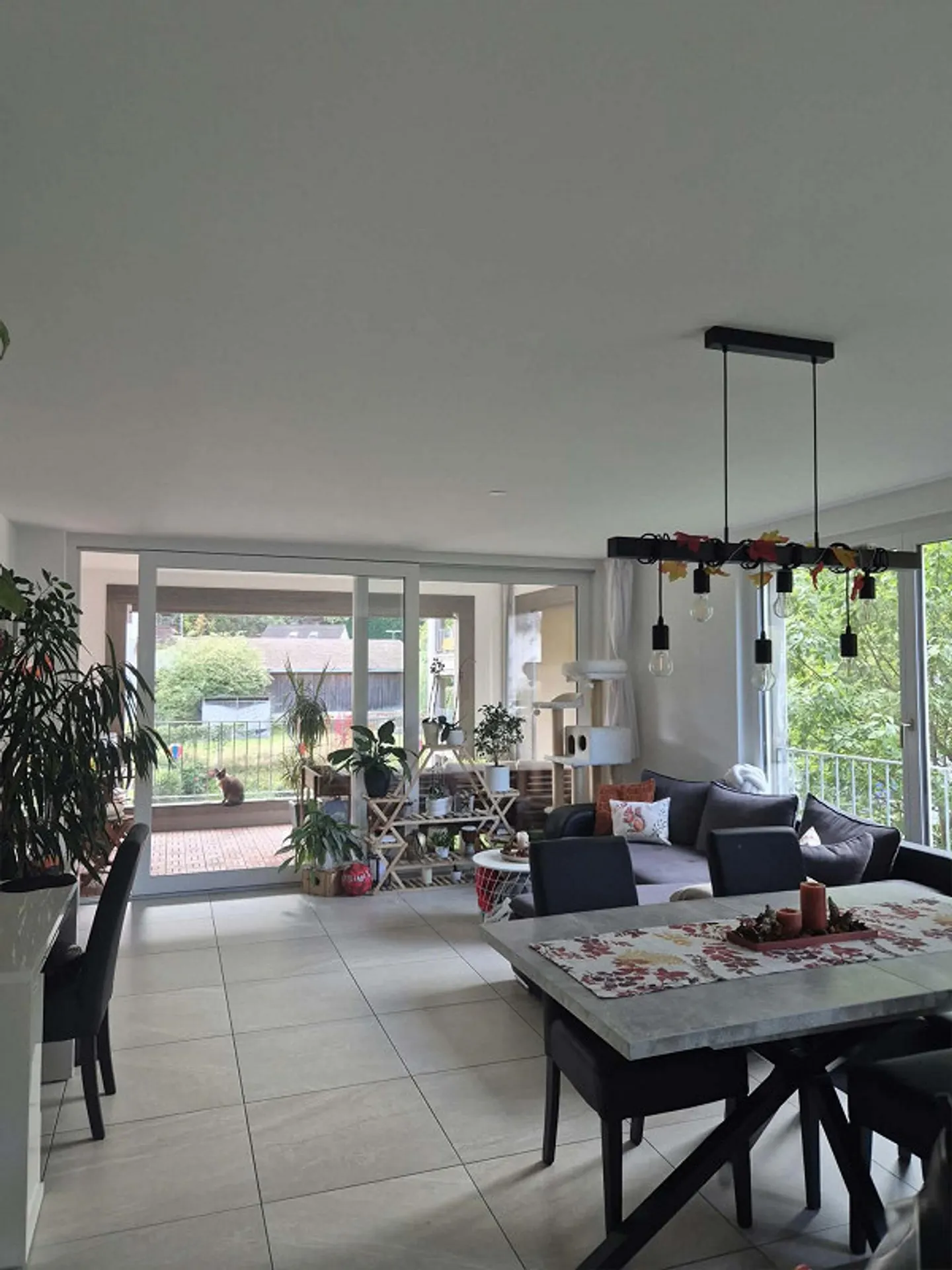 Appartement moderne de 3,5 pièces - Photo 4 sur 14