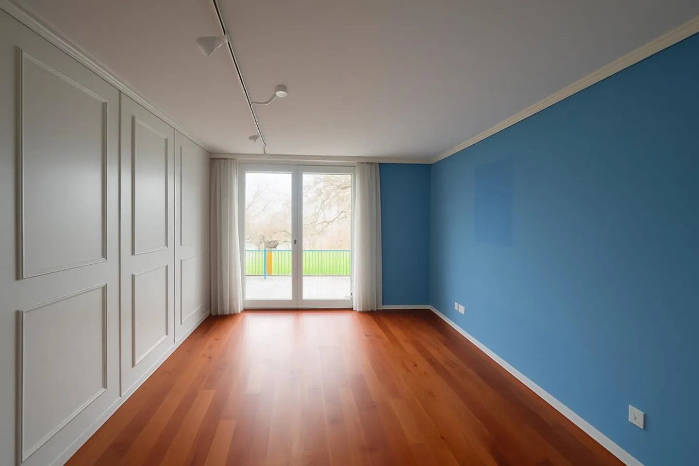 Quality of life and much more awaits you here! - Photo 8 of 13