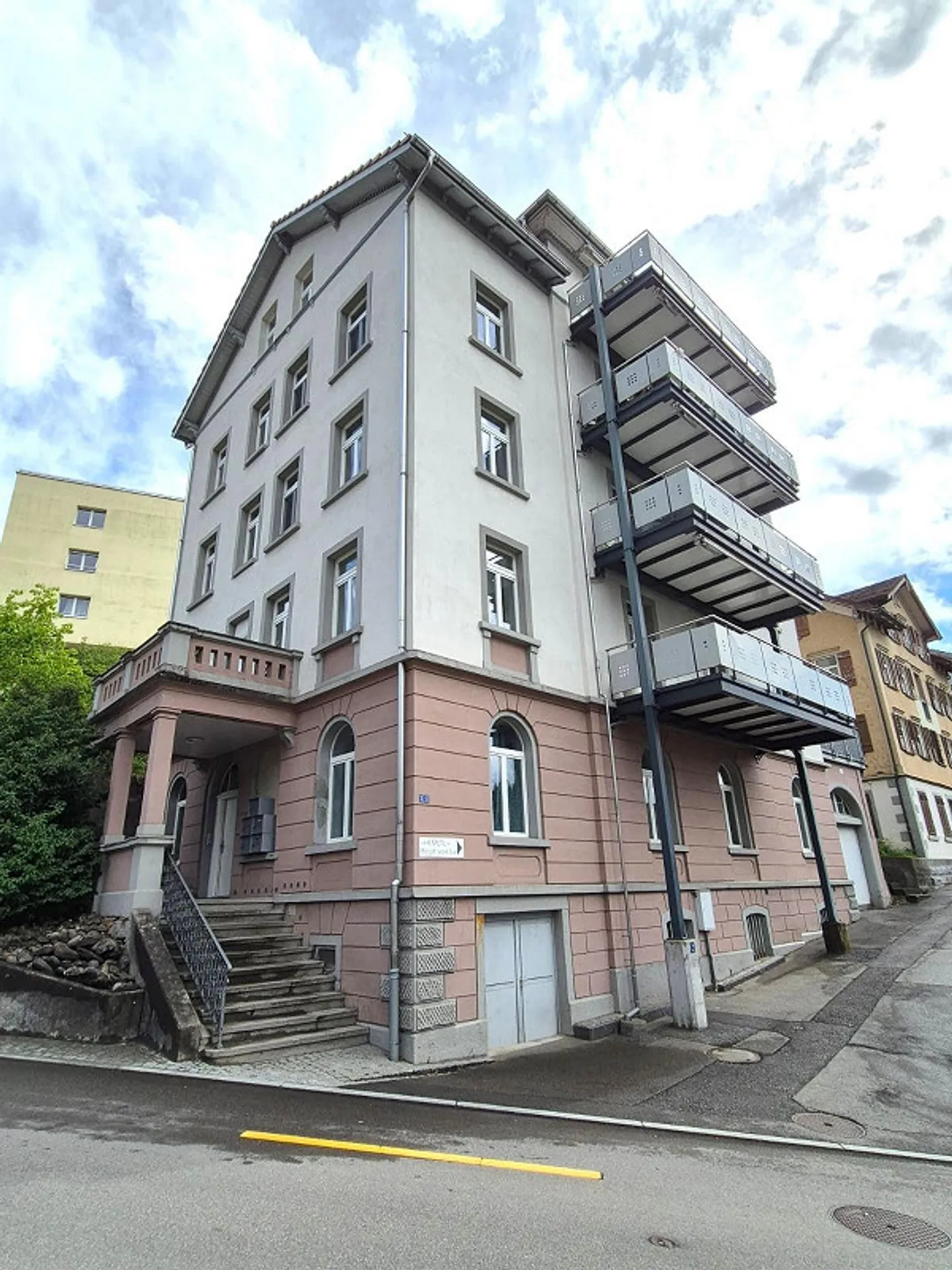 Sopra i tetti di Herisau - Foto 2 di 8