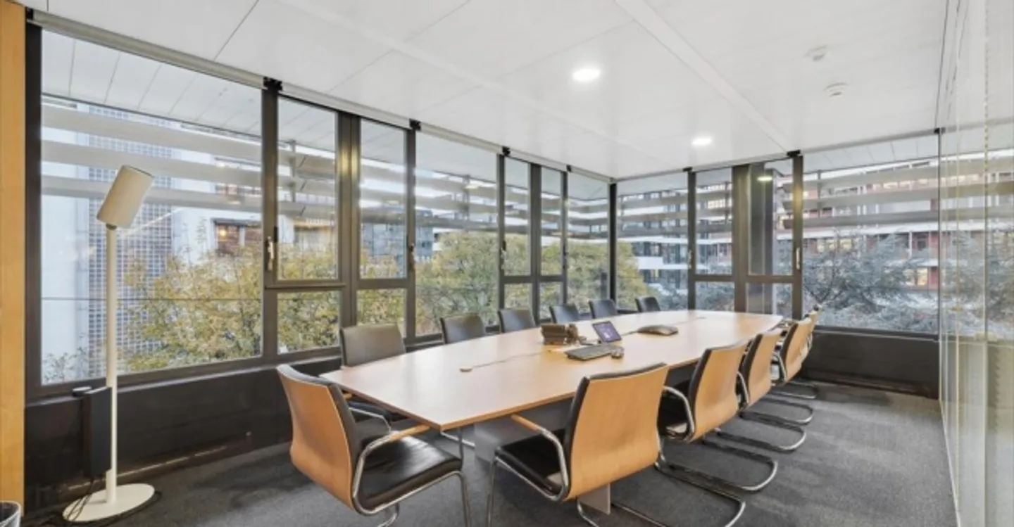 «Bureau» - Photo 7 sur 12