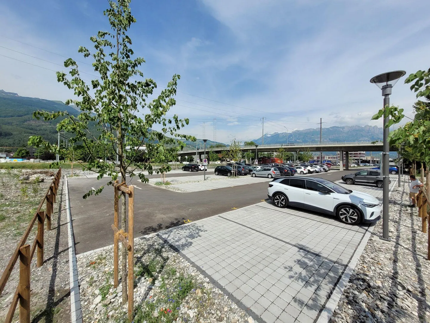 Parkplatz in Buchs - Foto 1 von 6