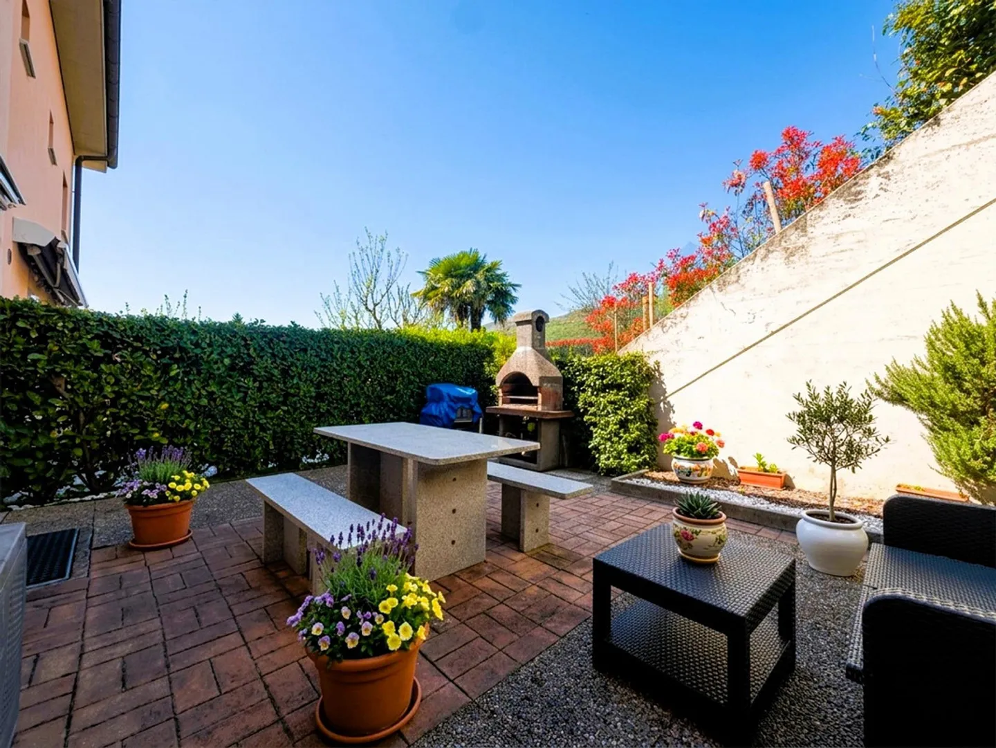 Charming Attached House - Photo 13 of 13