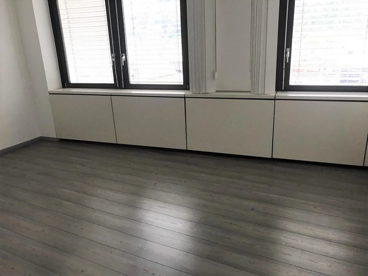 Chiasso a pochi passi dal Corso San Gottardo e dalla stazione - Foto 2 di 2