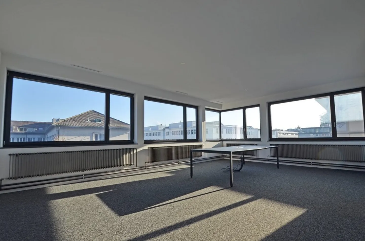 Bureaux modernes et salles de formation près de la station de tram Wabern - Photo 2 sur 6