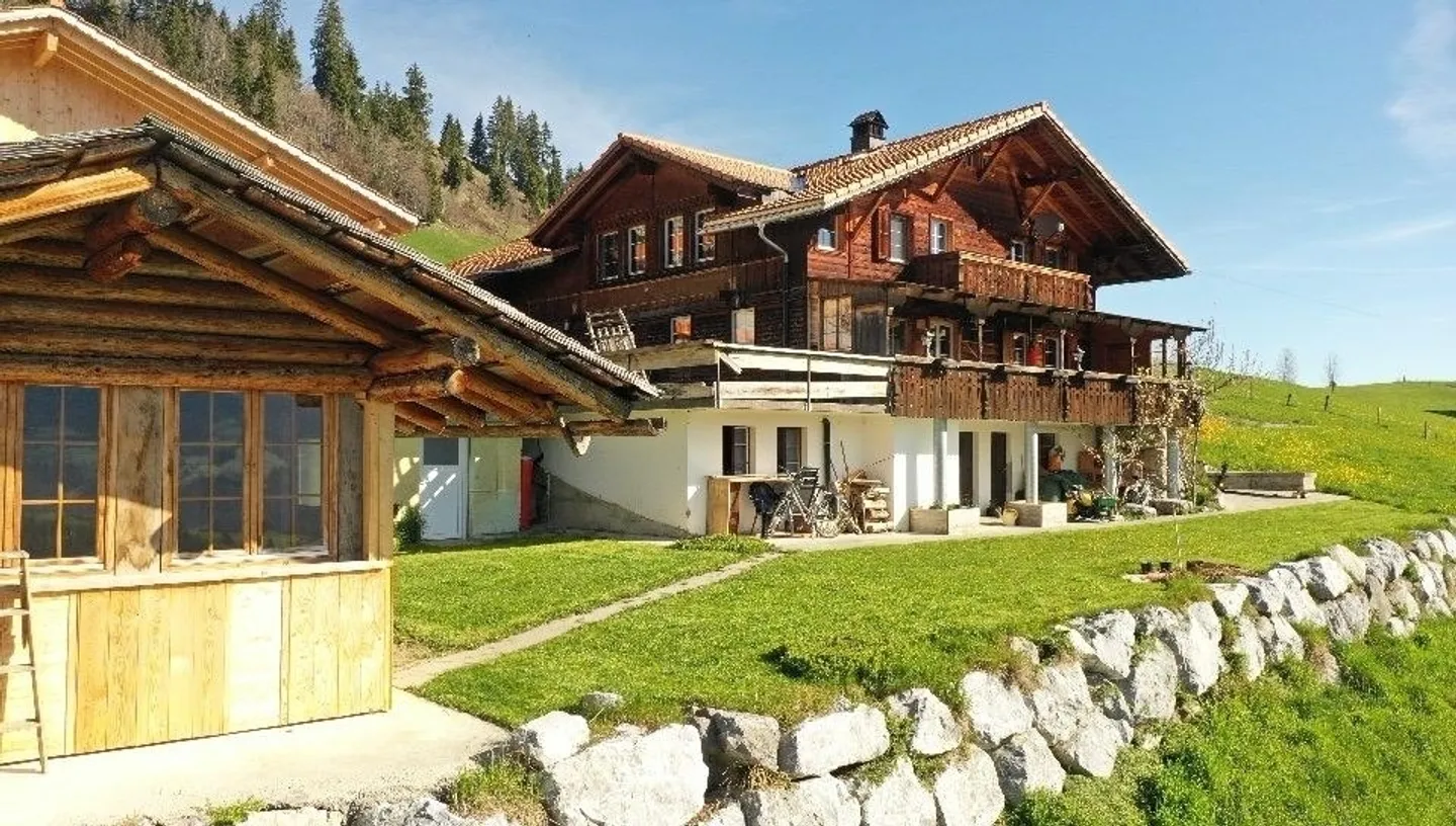 Traumhaftes 7.5-Zimmer Chalet in Boltigen - Foto 2 von 13