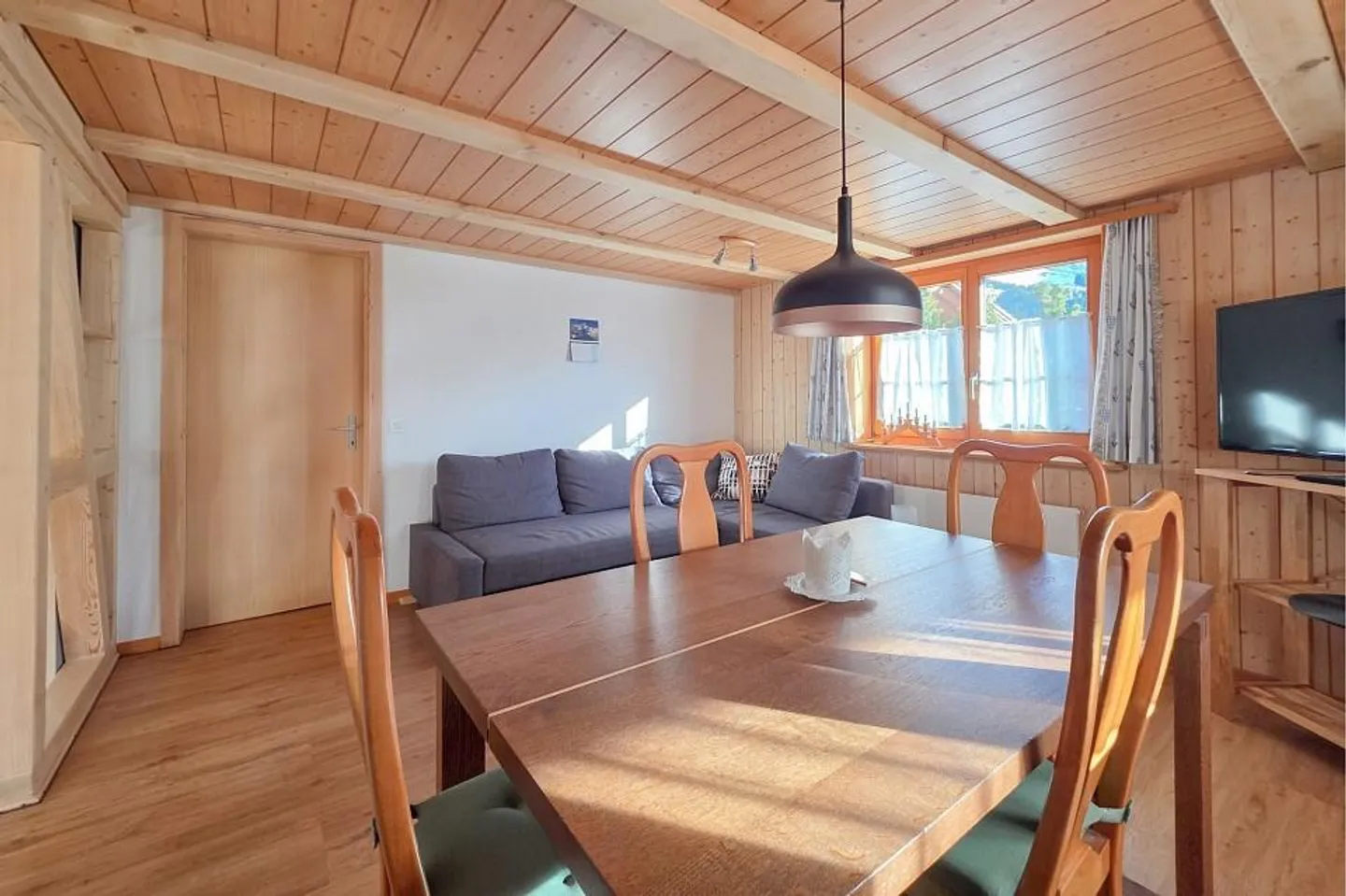 Vivere, investire e godere del lato soleggiato di Adelboden con vista sul Lohner. - Foto 12 di 13