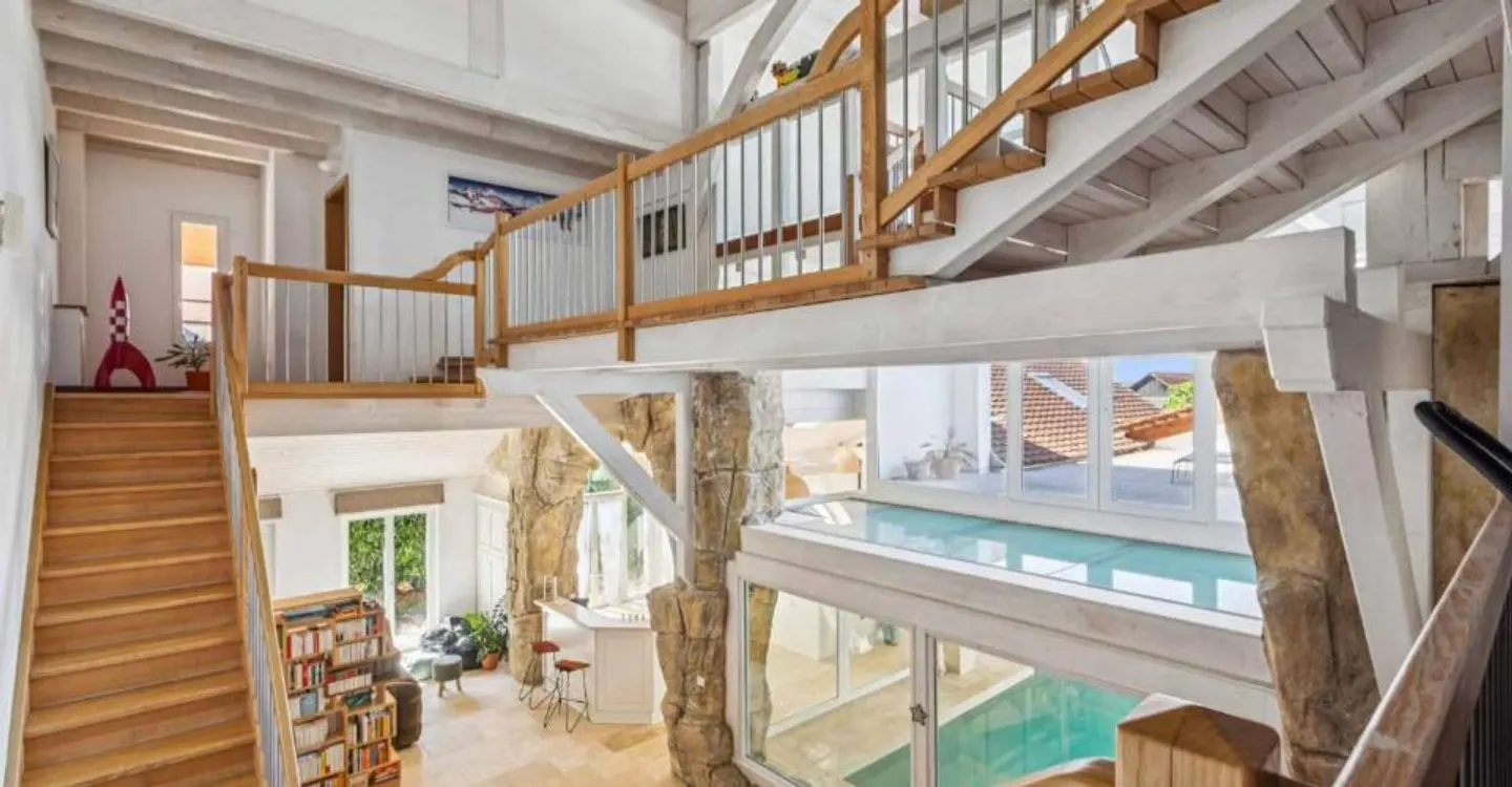 Exceptional property with indoor pool and wellness area - Photo 2 of 10