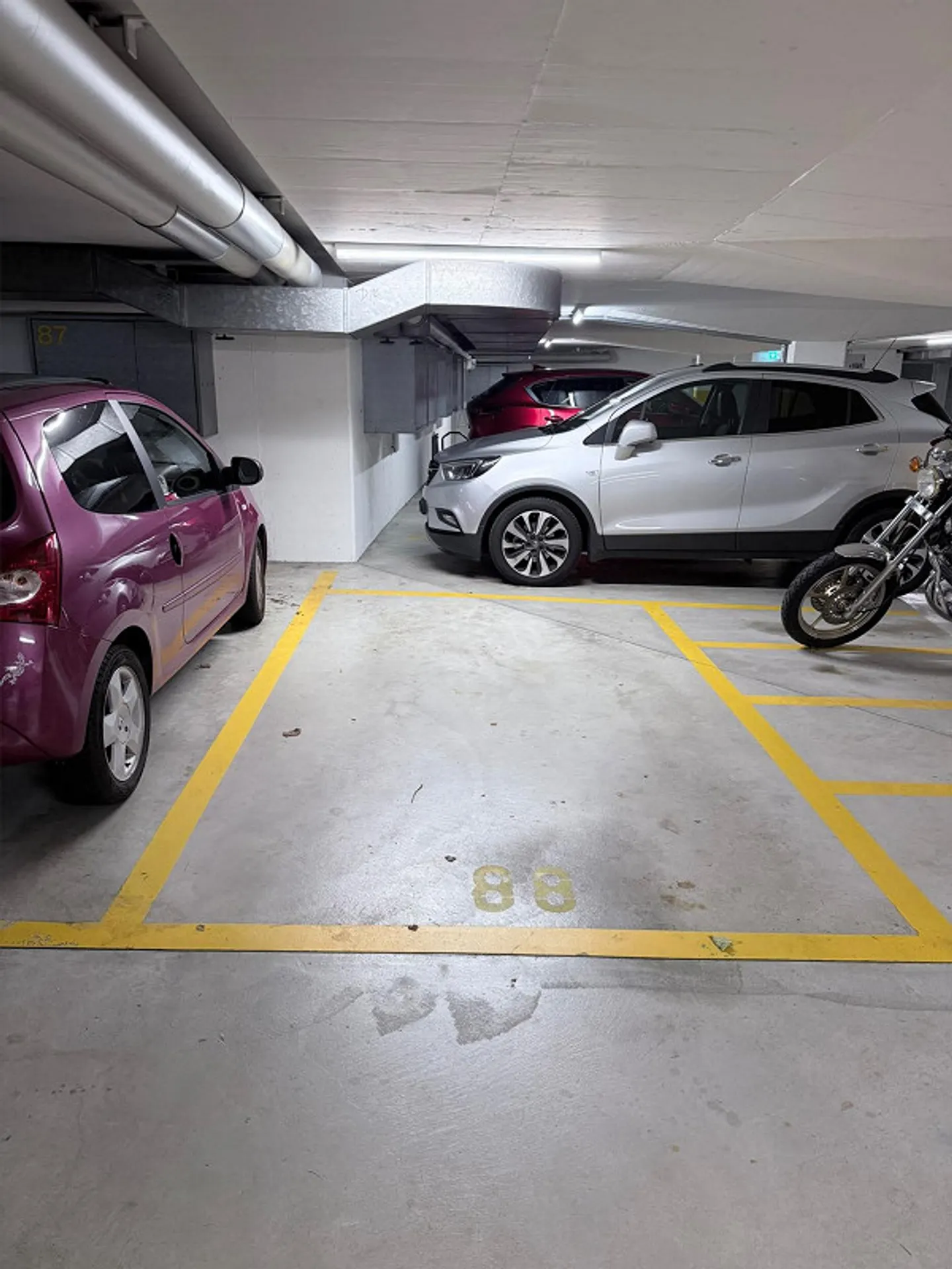 Parking Spaces in Dübendorf - Photo 4 of 4