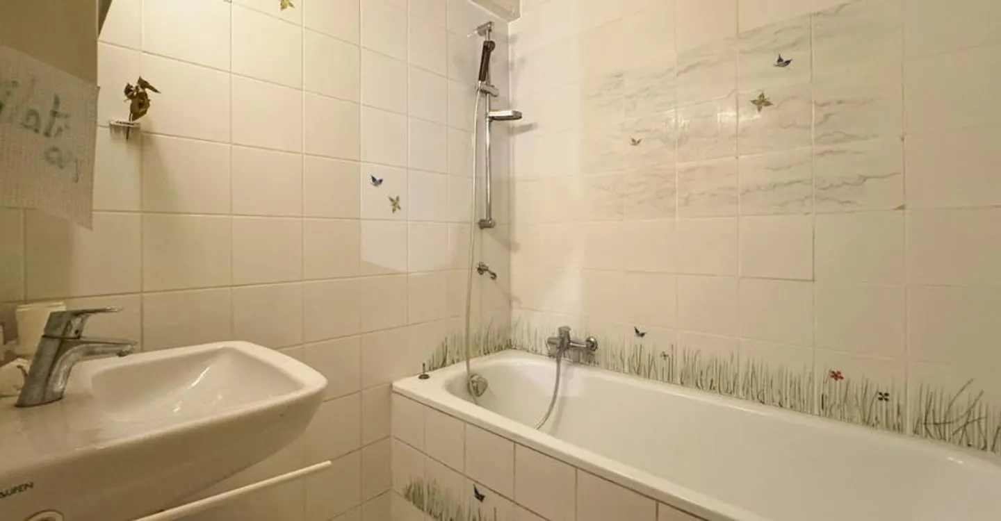 Casa di villaggio a Villeneuve - Immobile redditizio con 3 appartamenti - Foto 6 di 12