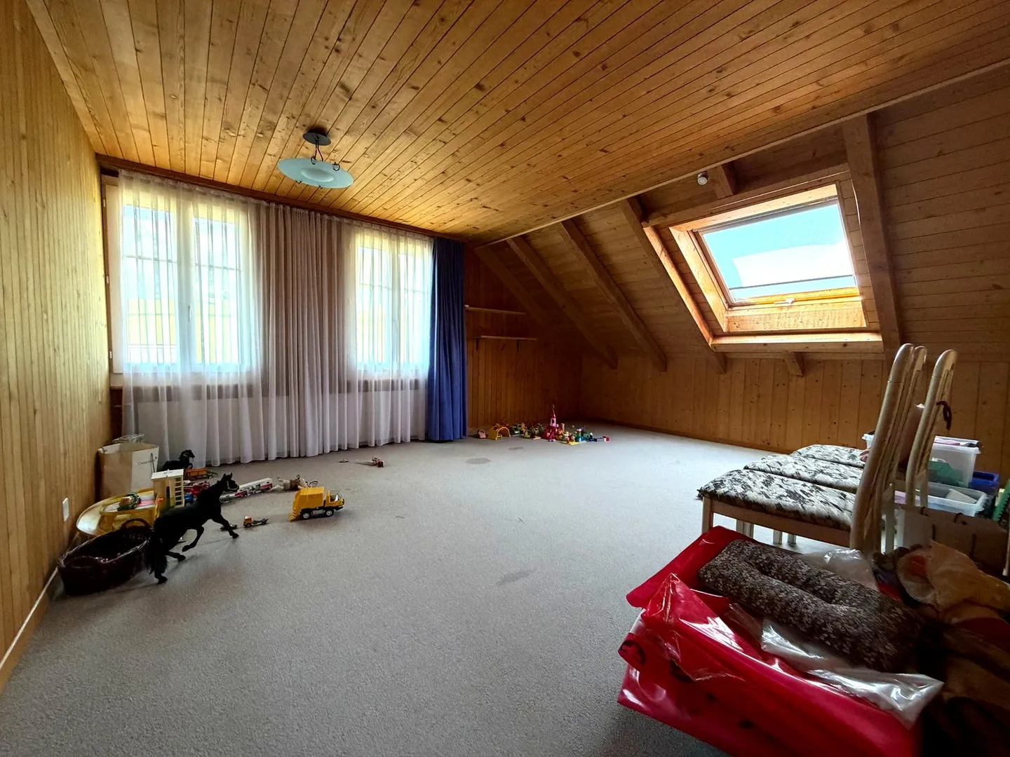 Maison individuelle avec appartement locatif et chambres - Photo 7 sur 11